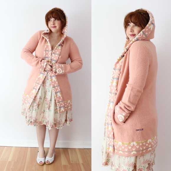 Thursday Island Pastel Pink Sweater Coat with Geometric Trim Winter Spring - Picture 1 of 9